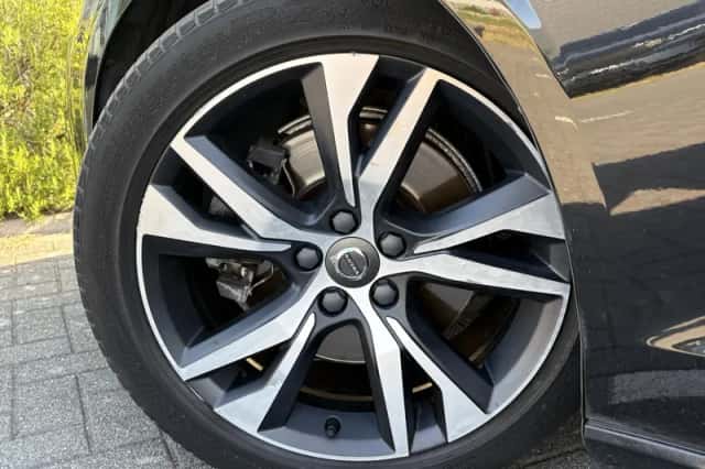 Volvo S60 (2020) thumbnail 4