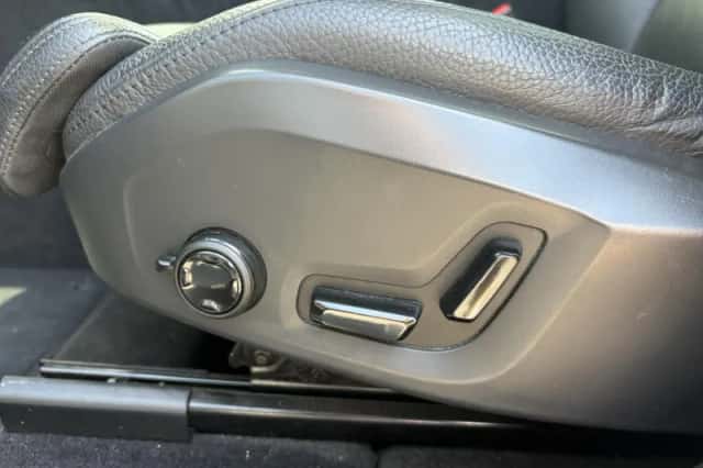 Volvo XC60 (2023) thumbnail 6