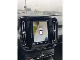 Volvo XC40 thumbnail 7
