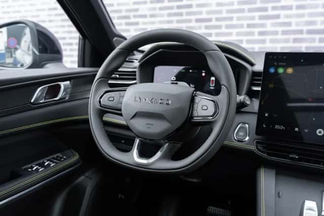 Lynk & Co 01 (2026) thumbnail 5