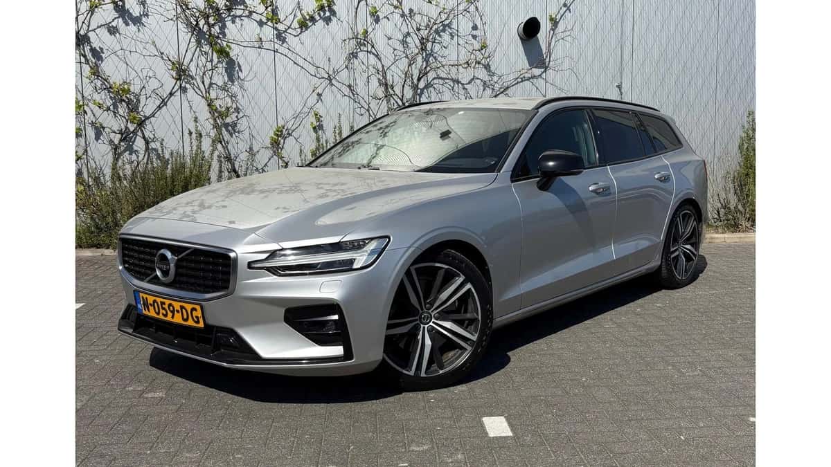 Volvo V60 — foto 1