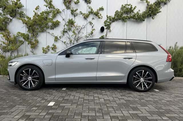 Volvo V60 (2026) thumbnail 2