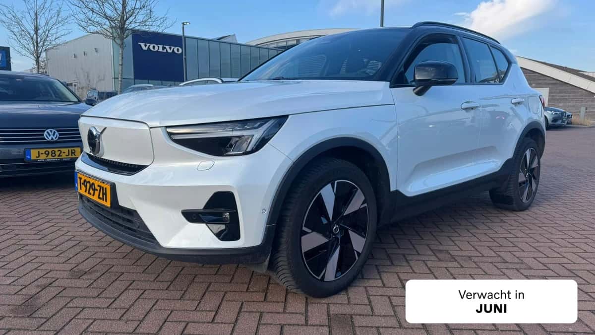 Volvo XC40 — foto 1