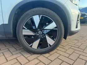 Volvo XC40 thumbnail 6