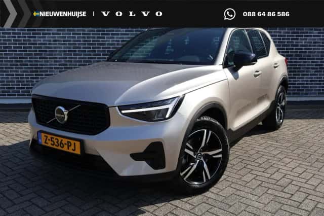 Volvo XC40 (2024) thumbnail 1