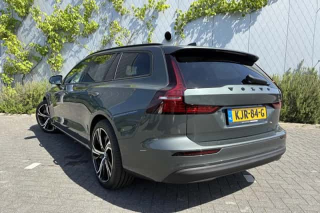 Volvo V60 (2026) thumbnail 3