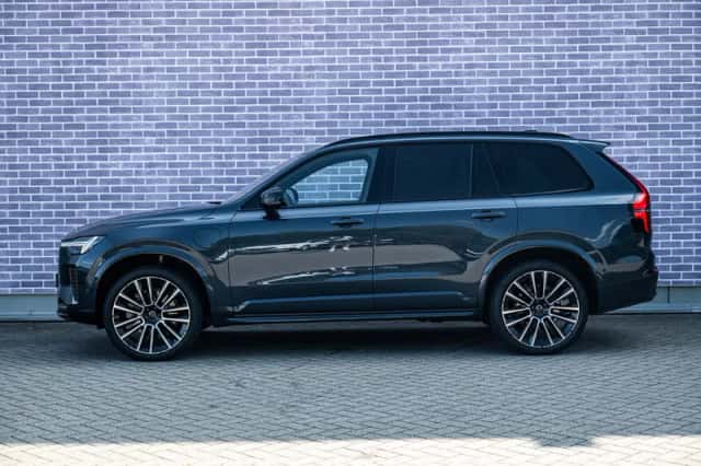 Volvo XC90 (2026) thumbnail 3