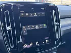 Volvo XC40 thumbnail 11