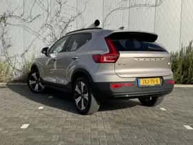Volvo XC40 thumbnail 3