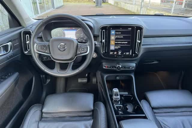Volvo XC40 (2022) thumbnail 5