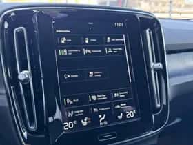 Volvo XC40 thumbnail 10