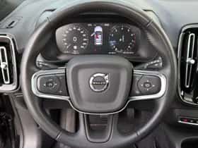 Volvo XC40 thumbnail 10