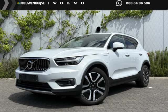 Volvo XC40 (2021) thumbnail 1