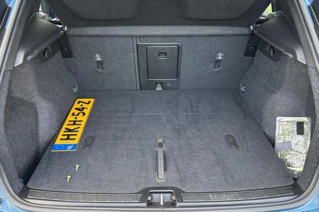 Volvo EX40 (2025) thumbnail 6
