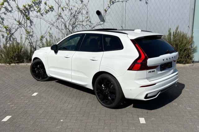 Volvo XC60 (2026) thumbnail 2
