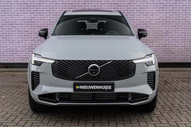 Volvo XC90 (2026) thumbnail 2