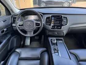 Volvo XC90 thumbnail 11