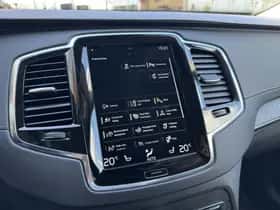 Volvo XC90 thumbnail 24