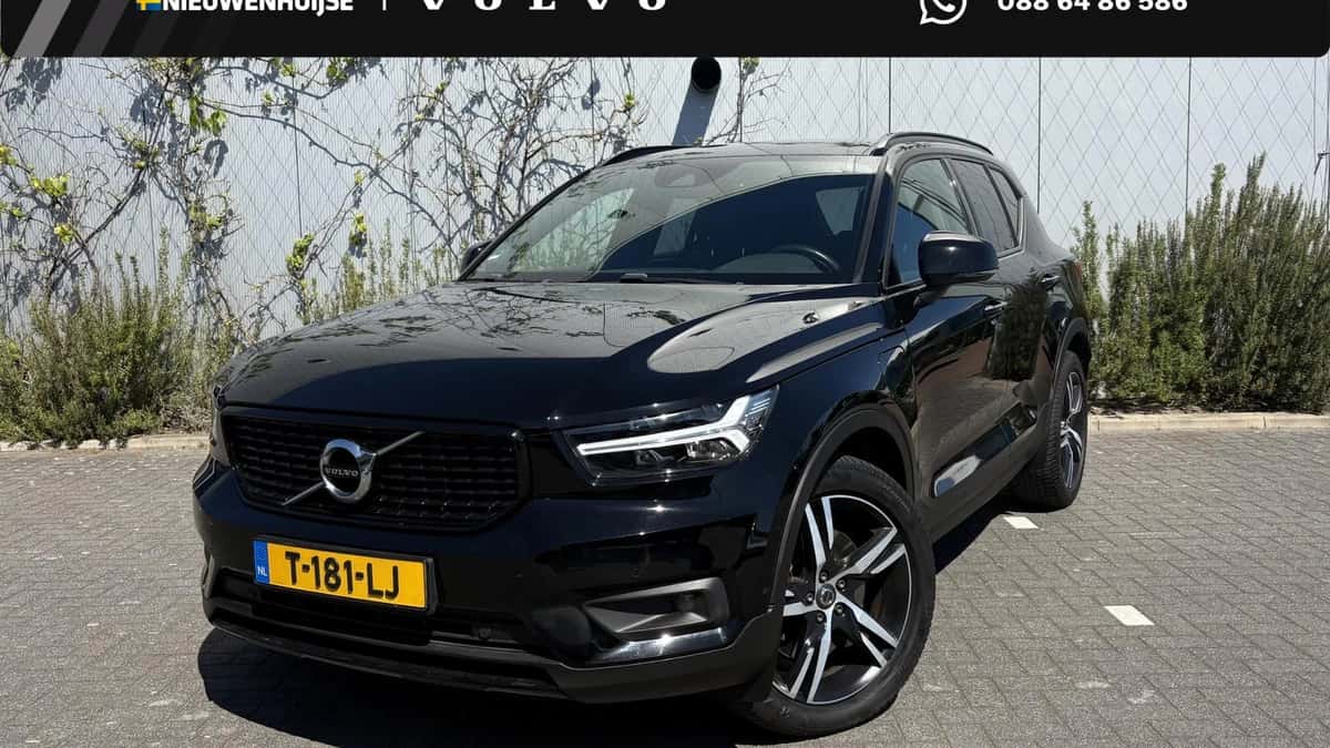 Volvo XC40 — foto 1