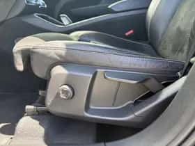 Volvo XC40 thumbnail 6