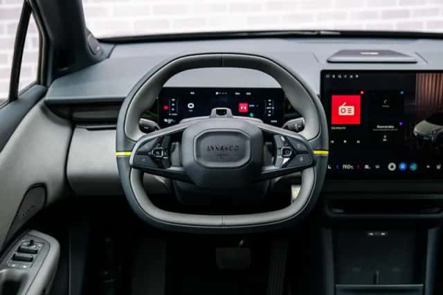 Lynk & Co 02 (2026) thumbnail 3