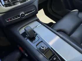 Volvo XC90 thumbnail 18