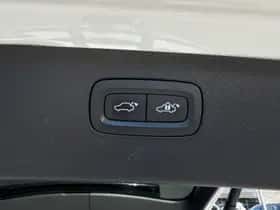 Volvo XC90 thumbnail 24