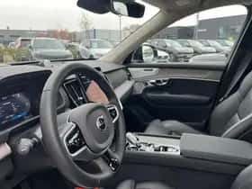 Volvo XC90 thumbnail 10