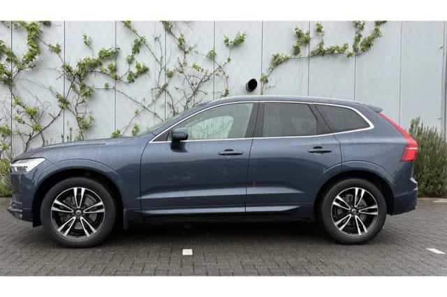 Volvo XC60 (2019) thumbnail 2