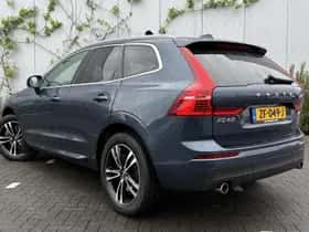 Volvo XC60 thumbnail 3