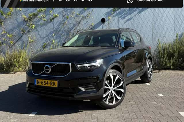 Volvo XC40 (2018) thumbnail 1