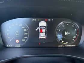 Volvo XC40 thumbnail 16