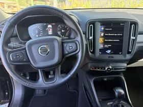 Volvo XC40 thumbnail 7