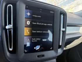 Volvo XC40 thumbnail 9