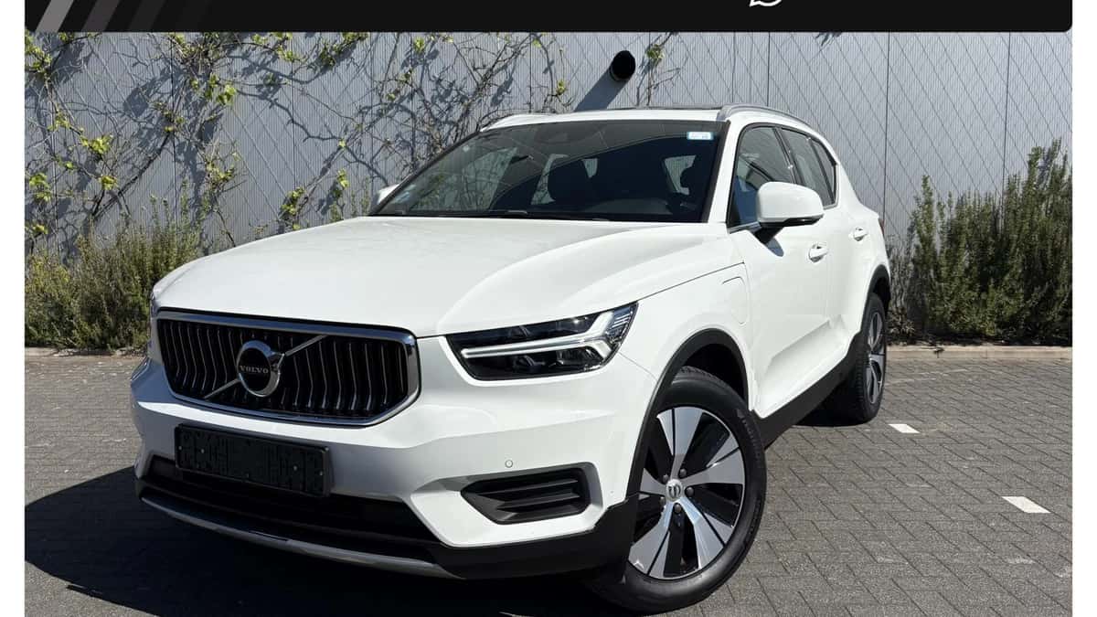 Volvo XC40 — foto 1