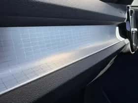 Volvo XC40 thumbnail 13