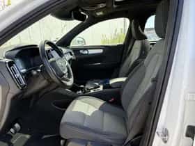 Volvo XC40 thumbnail 7