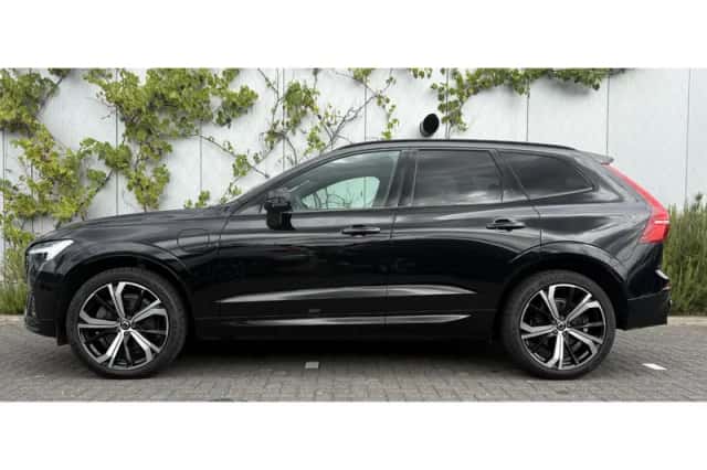 Volvo XC60 (2022) thumbnail 2