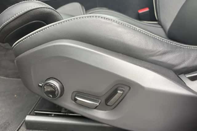 Volvo XC60 (2022) thumbnail 6