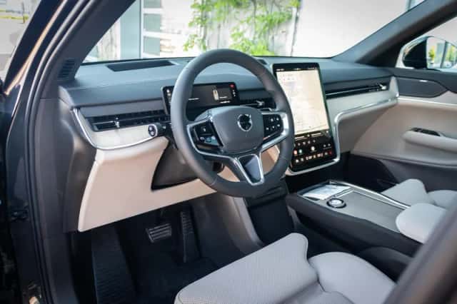 Volvo EX90 (2026) thumbnail 2