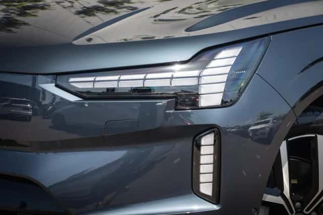 Volvo EX90 (2026) thumbnail 5