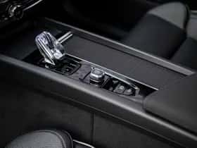 Volvo XC60 thumbnail 18