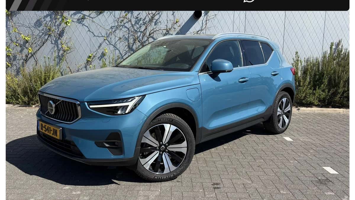 Volvo XC40 — foto 1