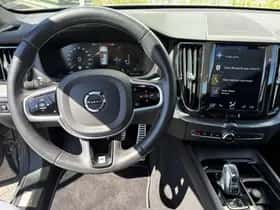 Volvo XC60 thumbnail 5