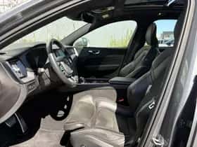 Volvo XC60 thumbnail 9