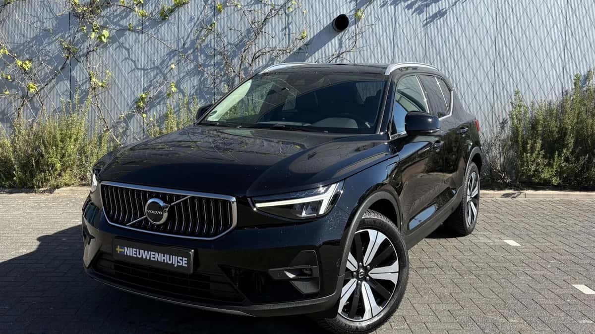 Volvo XC40 — foto 1