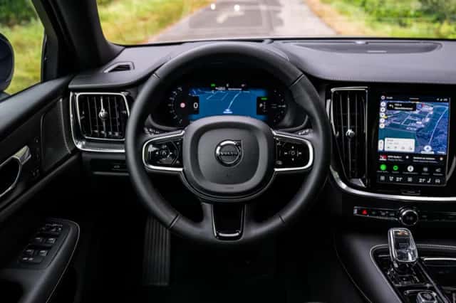 Volvo V60 (2026) thumbnail 3