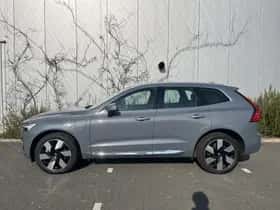 Volvo XC60 thumbnail 2