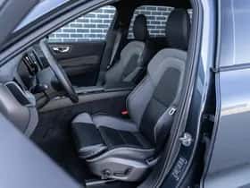 Volvo XC60 (2025) thumbnail 18