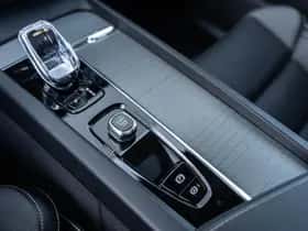 Volvo XC60 (2025) thumbnail 34